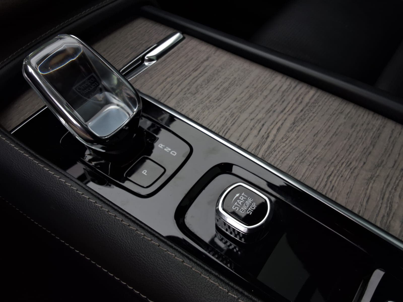 VOLVO XC-90