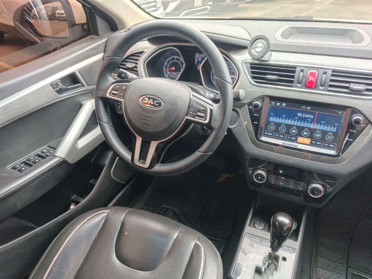 JAC S2 LUXURY